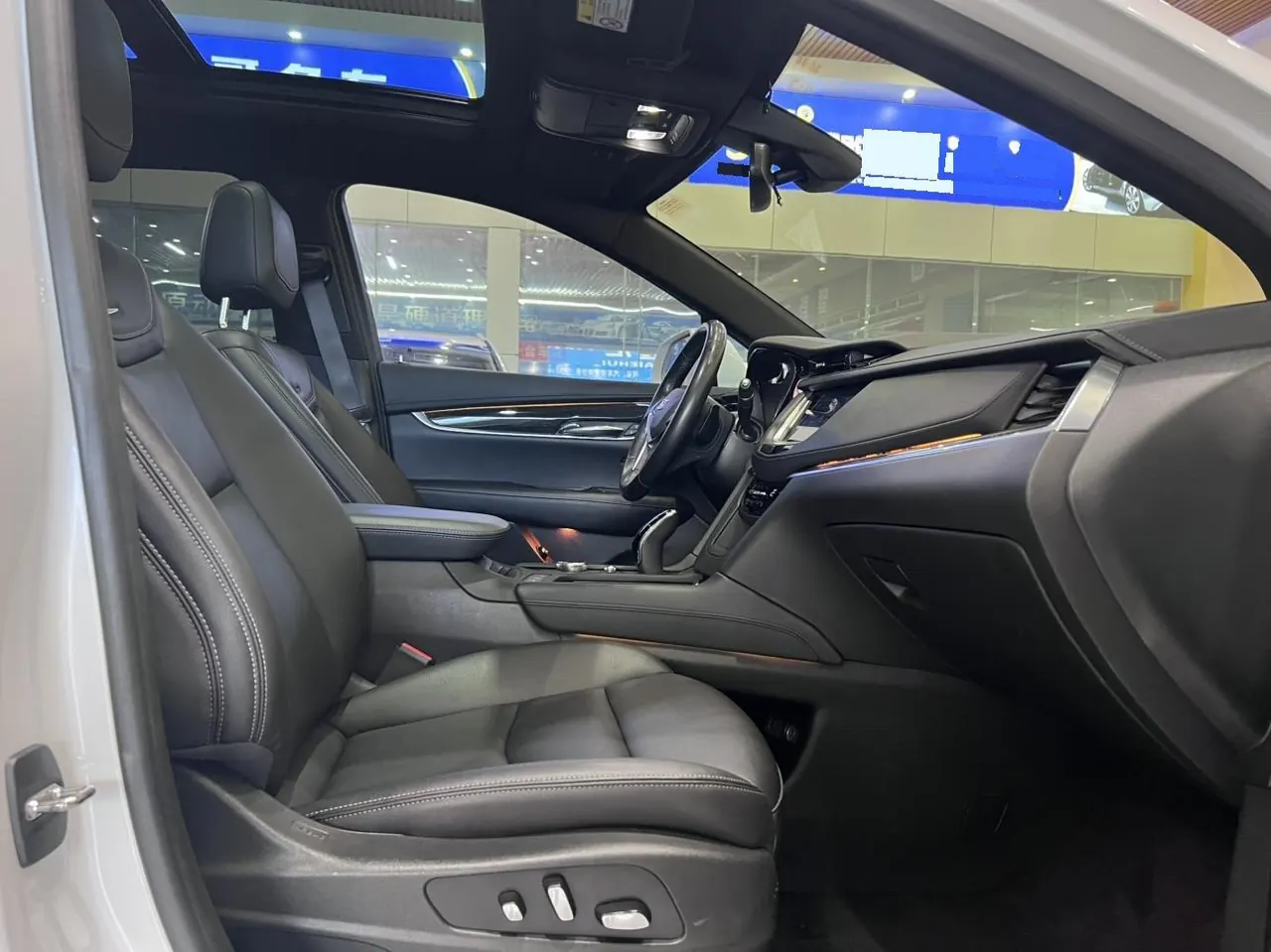 Cadillac 2021 XT5 48V 2.0T Two-Drive Luxury Automatic Gear 7