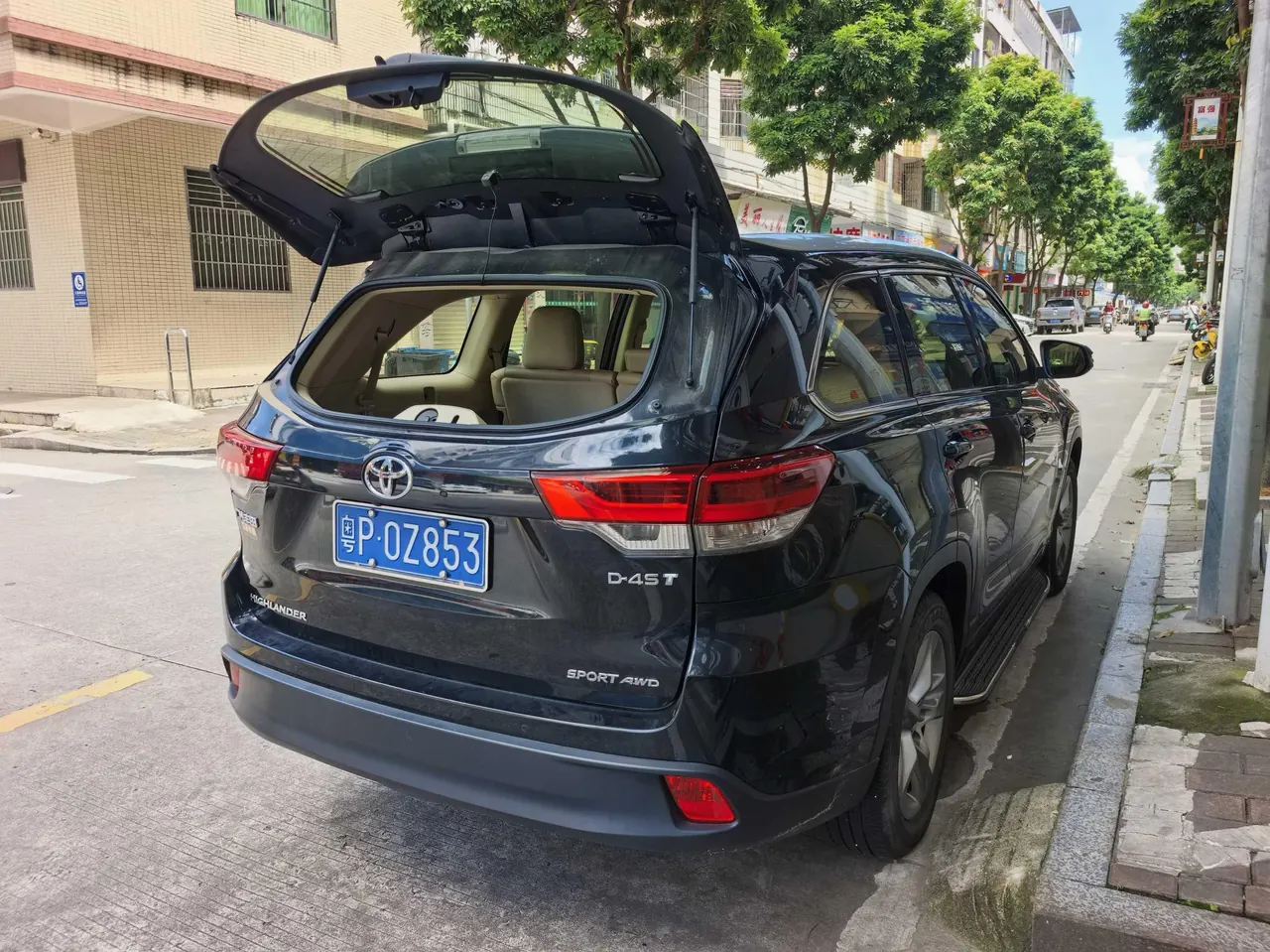 Toyota 2021 Highlander 2.0T 4-wheel drive Premium Edition 7-seat Automatic Gear 3