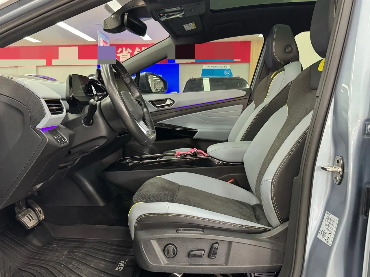 Volkswagen 2022 ID. 4 x Smart Long-Range Version, Automatic Transmission 5