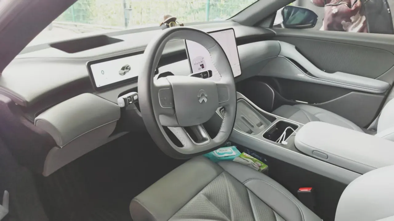 NIO 2025 ET5T 75kWh Touring automatic 5