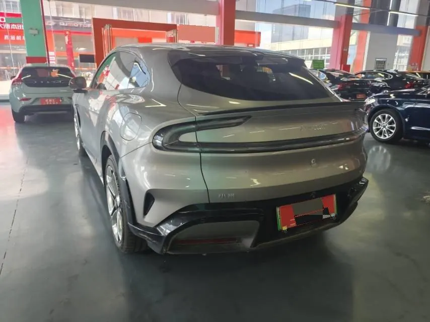 MI 2025 YU7 Long Endurance High Performance Four-wheel Drive Max Edition Automatic Gear 4