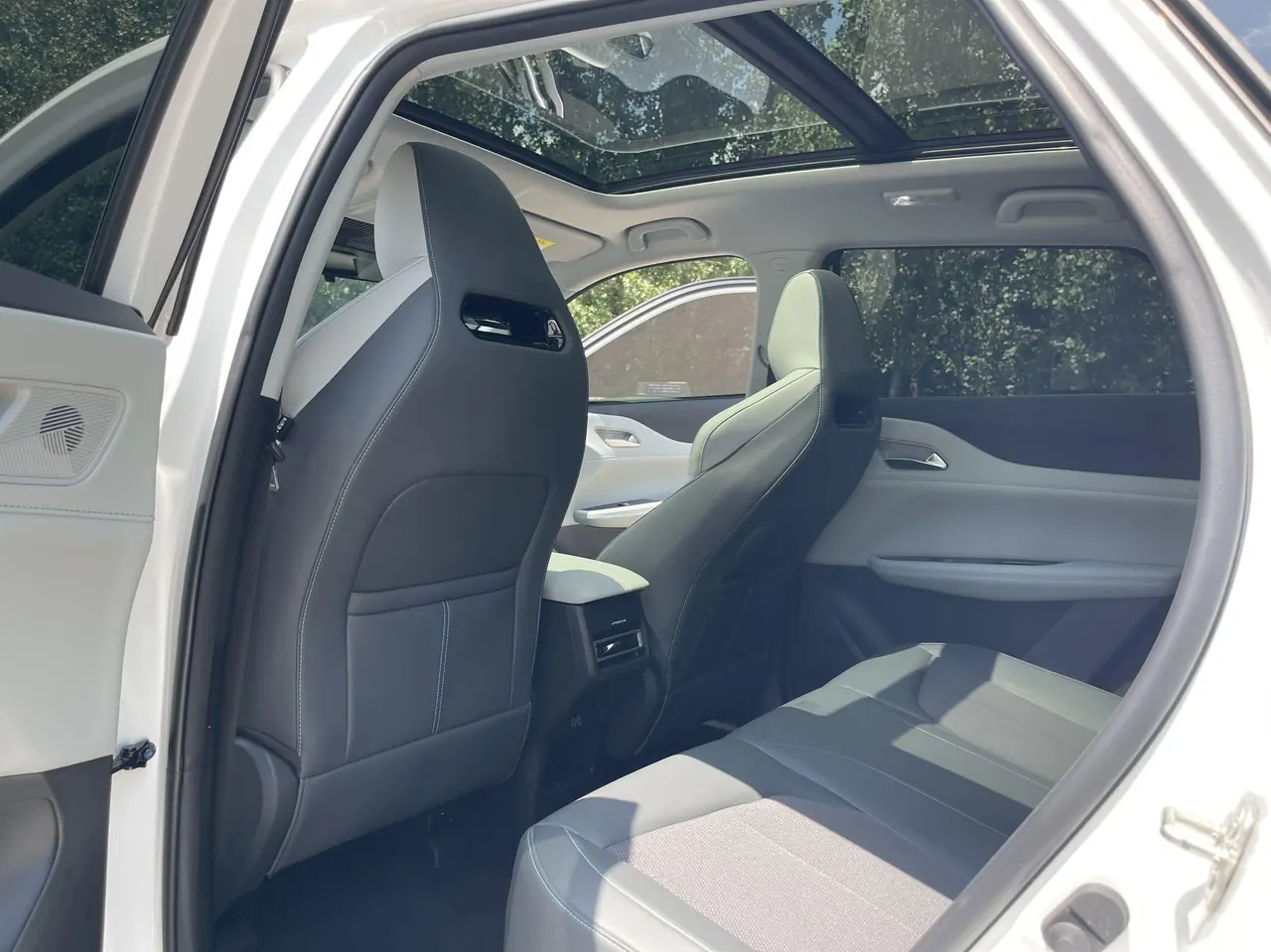 ChangAn 2025 UNI-Z 1.5T Luxury Automatic 7