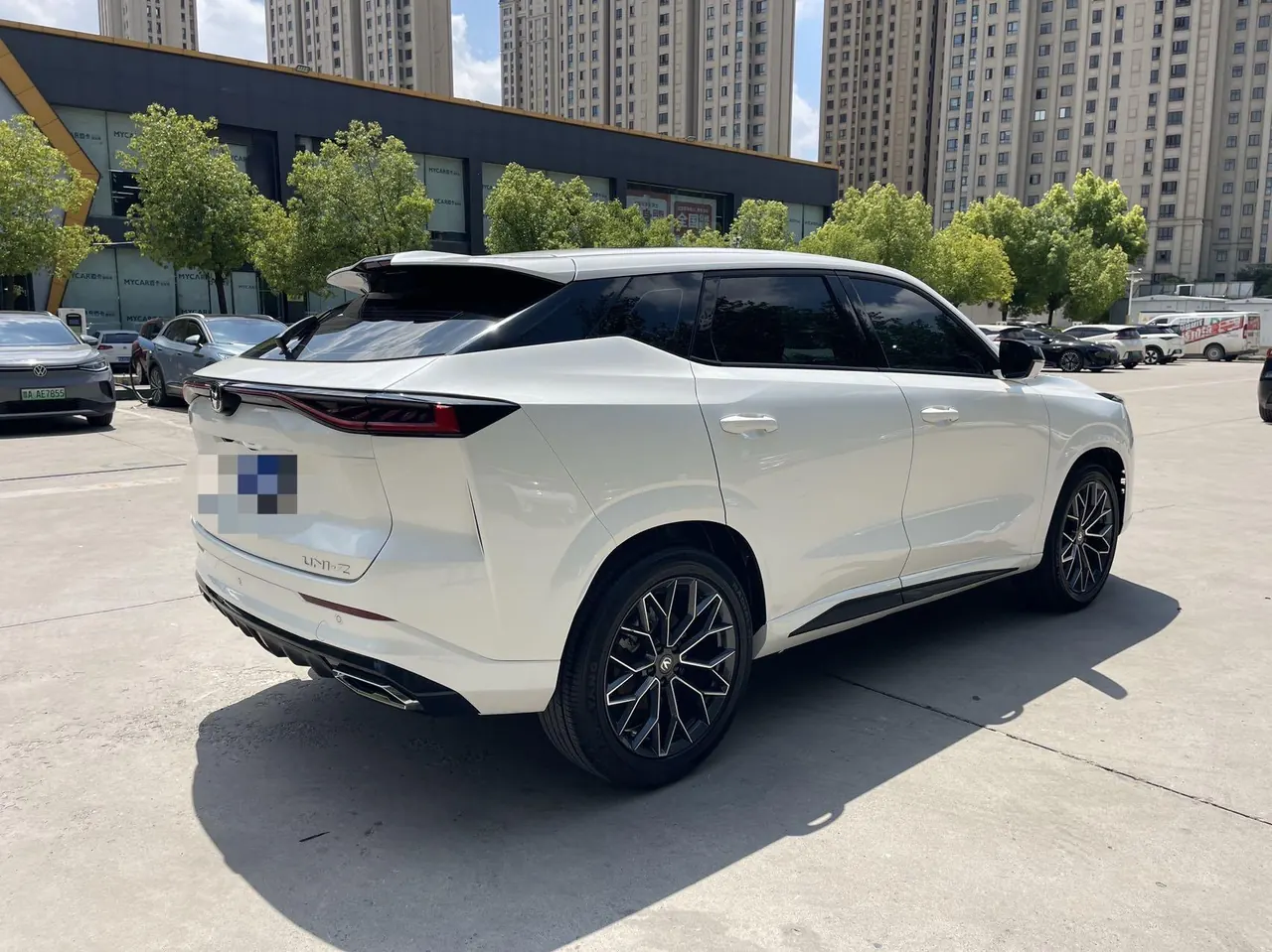 ChangAn 2025 UNI-Z 1.5T Luxury Automatic 8