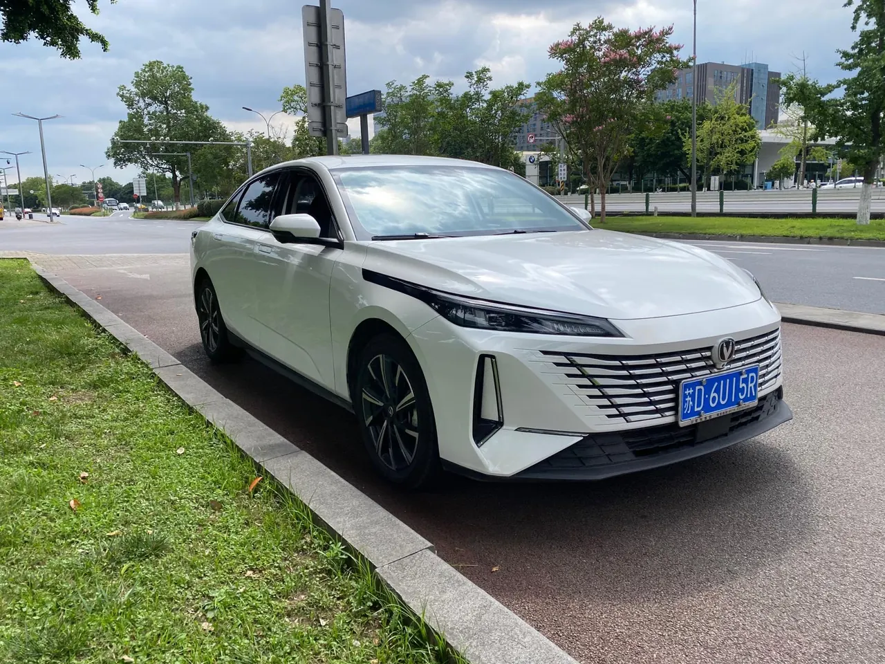 ChangAn 2024 Yi Dong 1.5TGDI Enjoy Edition Automatic Gear 2
