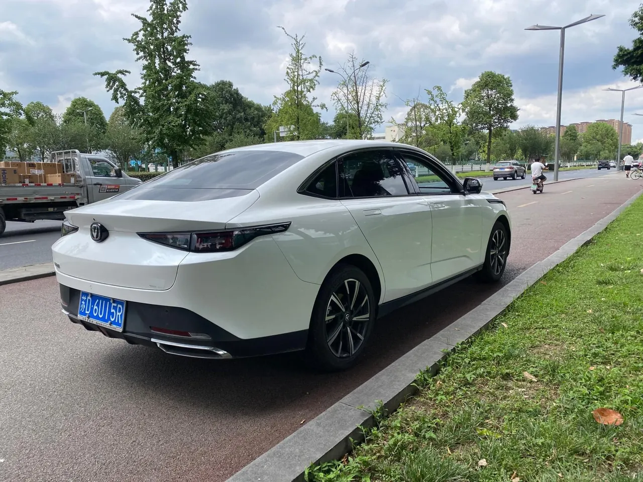 ChangAn 2024 Yi Dong 1.5TGDI Enjoy Edition Automatic Gear 4