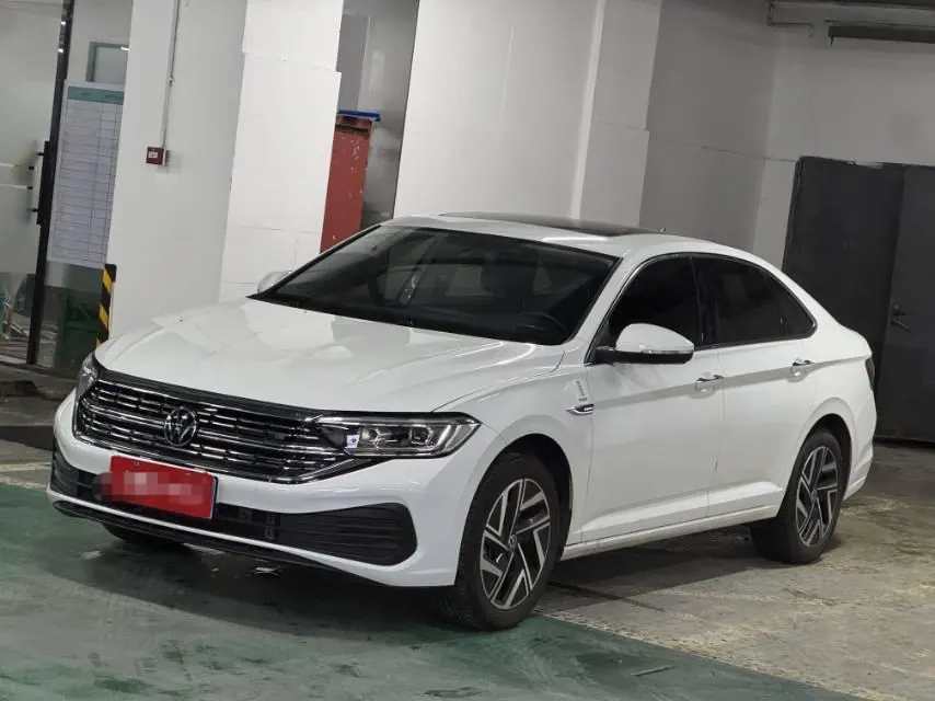 打开图片灯箱:Volkswagen 2025 Sagittarius 1.5TSI 300TSI Exceed Edition (Modified) Automatic Gear