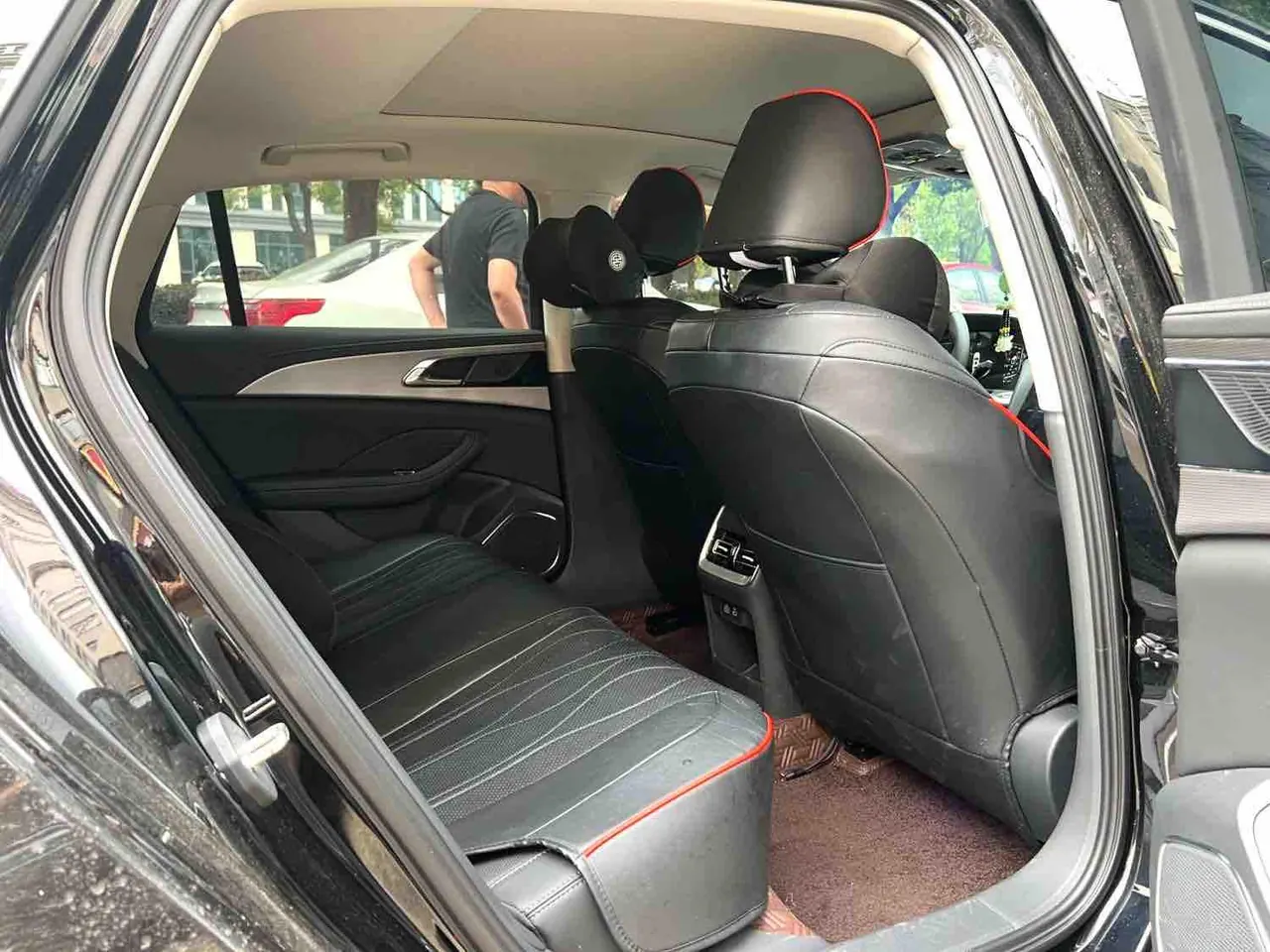 HongQi 2024 H5 1.5T Zhilian Flag Yue Edition Automatic Gear 6