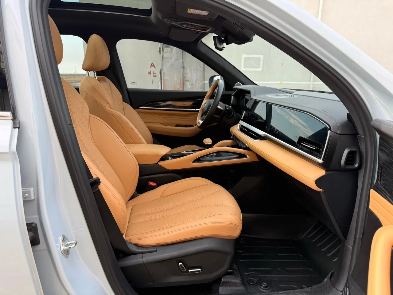 Geely 2022 XingyueL (Monjaro) Hi P 1.5T to Achieve Edition Automatic Gear 5