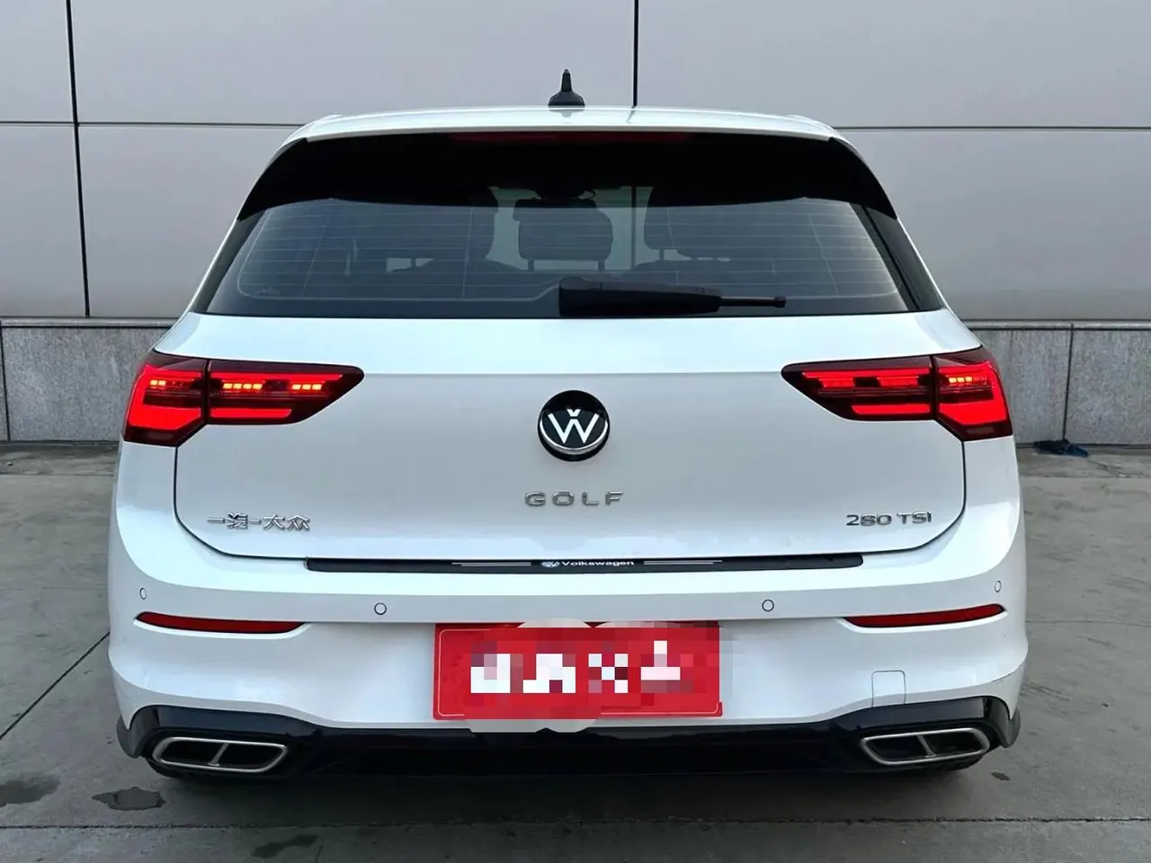 Volkswagen 2021 Golf 8 R-Line 1.4TSI 280TSI Automatic 4