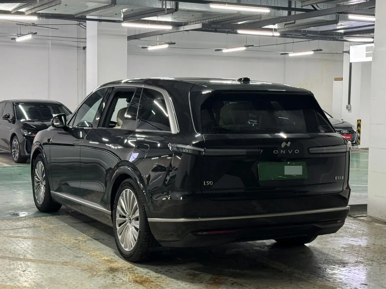 ONVO 2025 L90 Max six-seat automatic gear 2