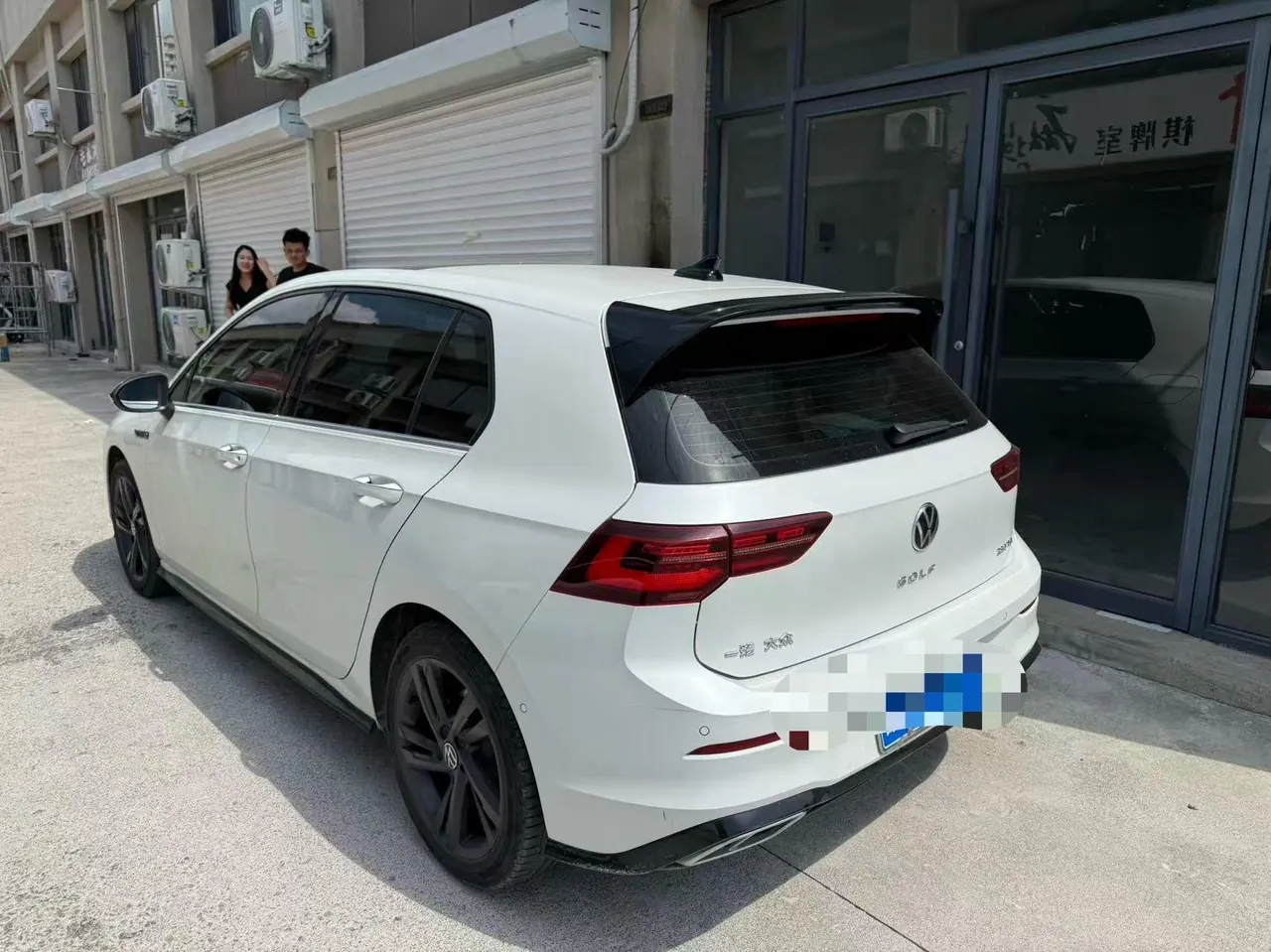 Volkswagen 2021 Golf 8 R-Line 1.4TSI 280TSI Automatic 3