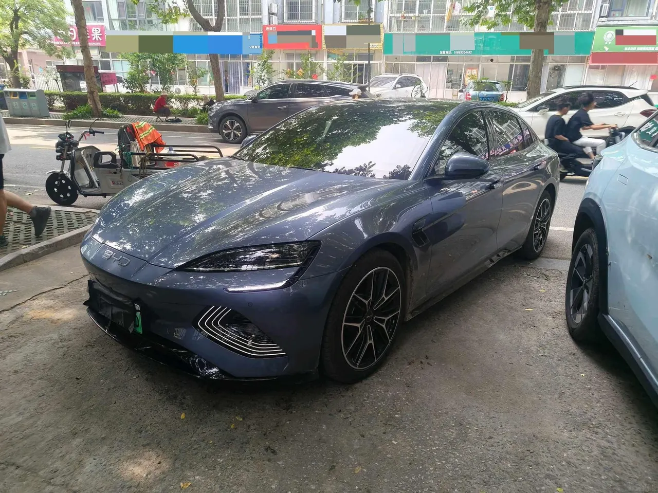 BYD 2025 Seal 650 Long Endurance Edition Automatic Gear - View 1