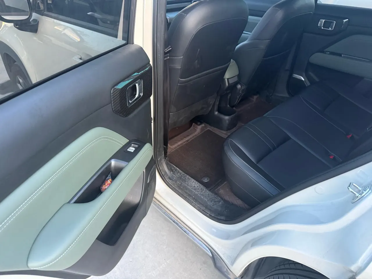 BaoJun 2025 Yueyou Plus Flagship 5-seat Automatic Gear 3