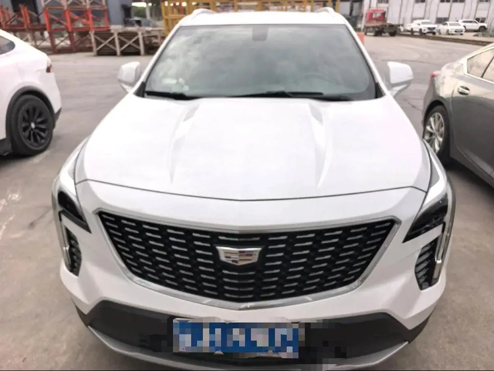 Cadillac 2021 XT4 2.0T 28T Two-Drive Leading Automatic Gear 2