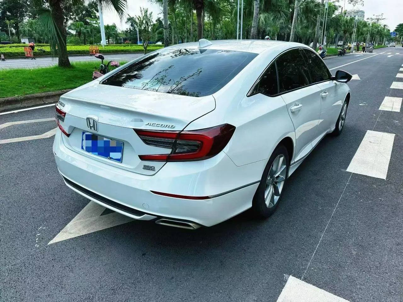 Honda 2022 10th Generation Accord 1.5T Stepless 260TURBO Magic Night Premium Edition Automatic Gear 5