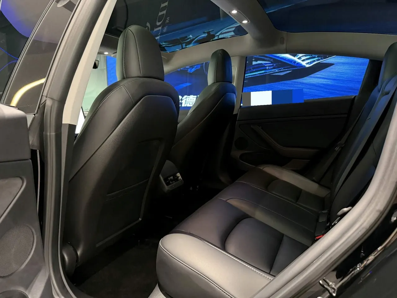 Tesla 2022 Model 3 rear-wheel drive version of automatic transmission 9
