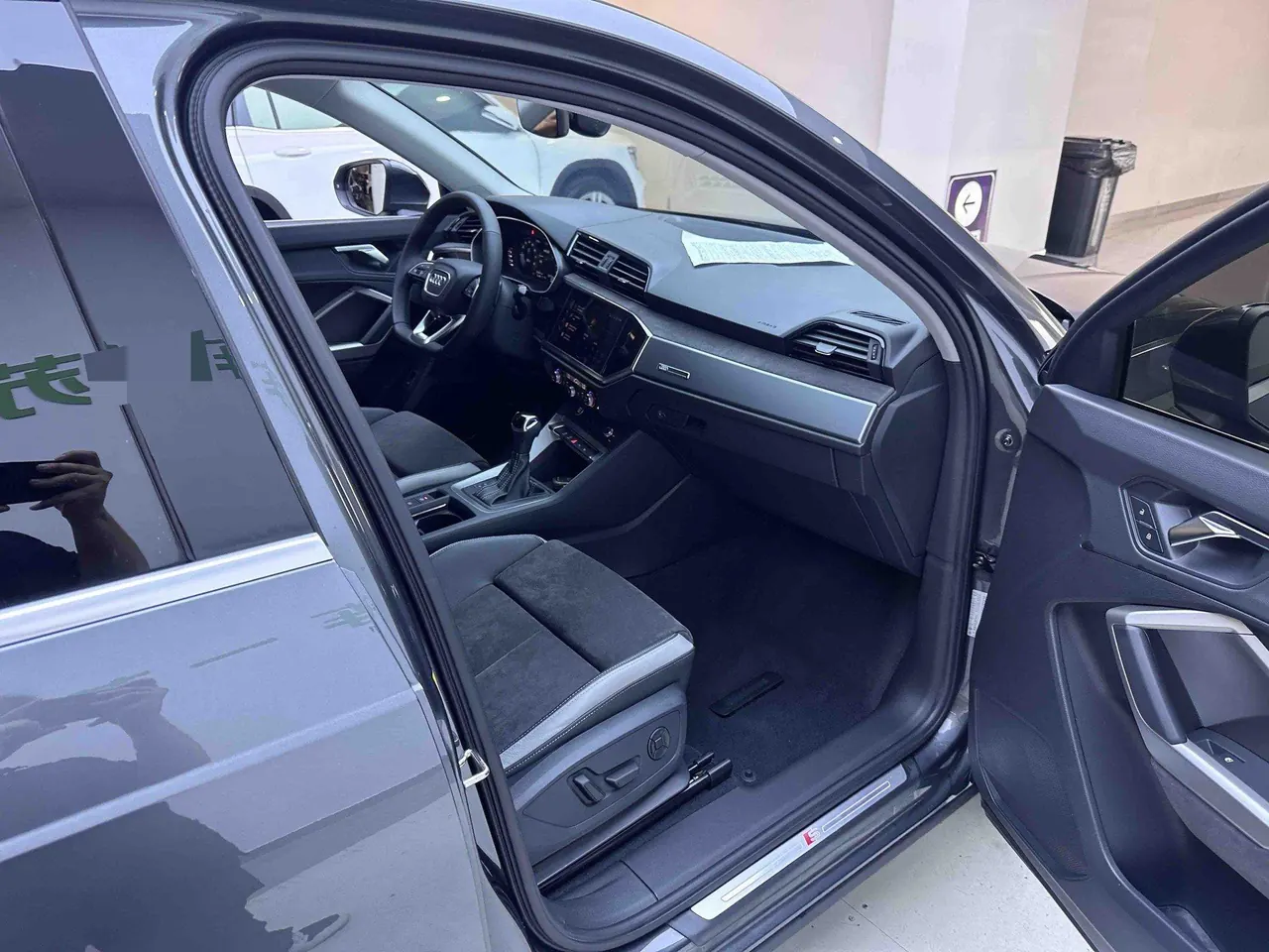 Audi 2022 Q3 1.4TFSI 35TFSI Fashion Elegant Automatic Gear 4