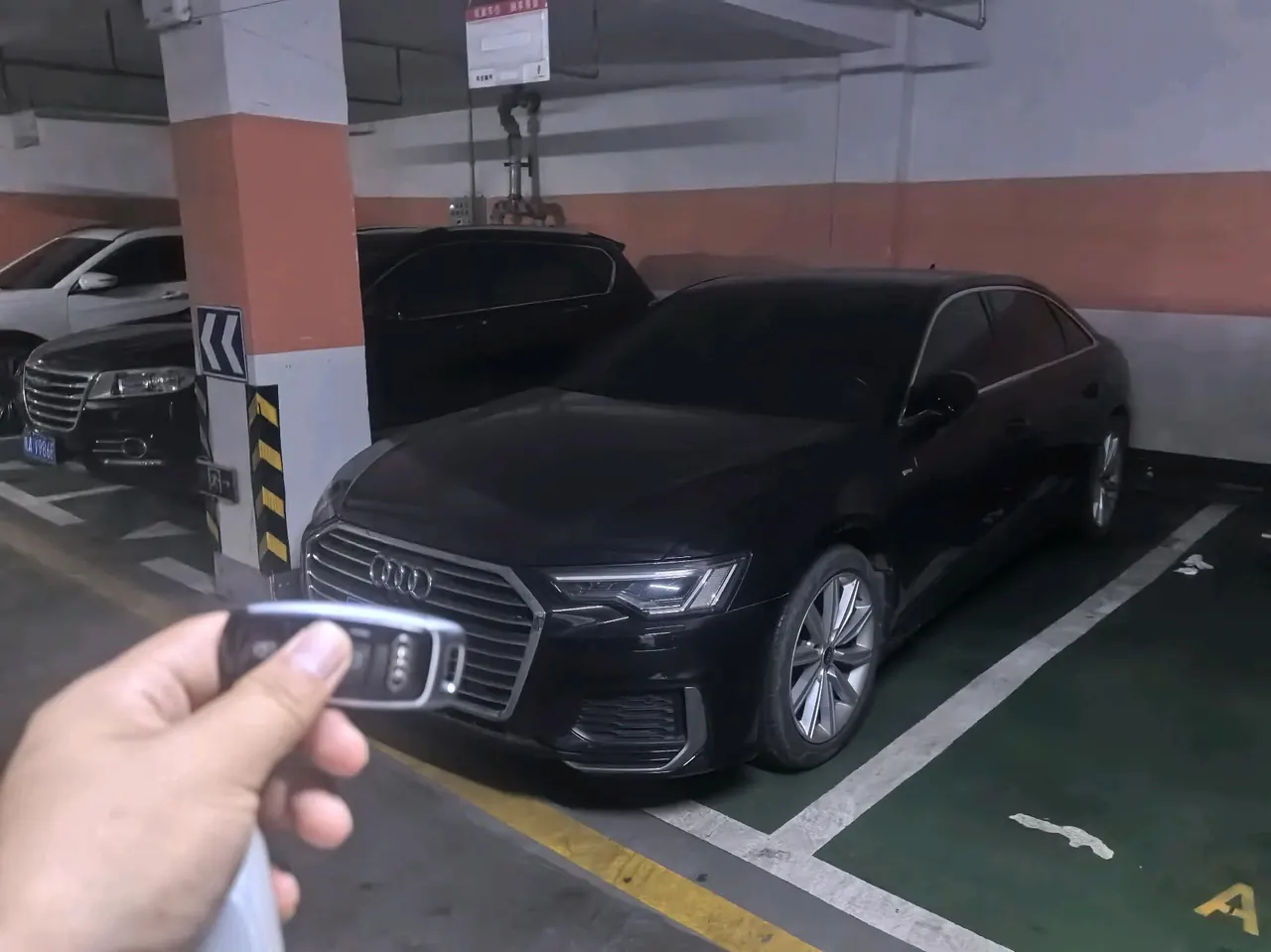 Audi 2022 A6L 2.0TFSI 45TFSI Selected Dynamic Automatic - View 1