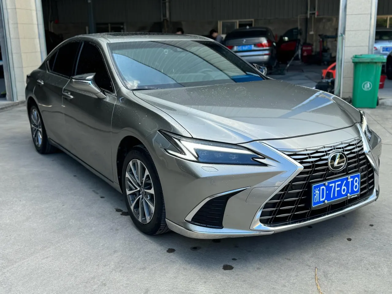 Lexus ES (Imported) 2025 ES200 2.0 Stepless Edition Automatic Gear 3