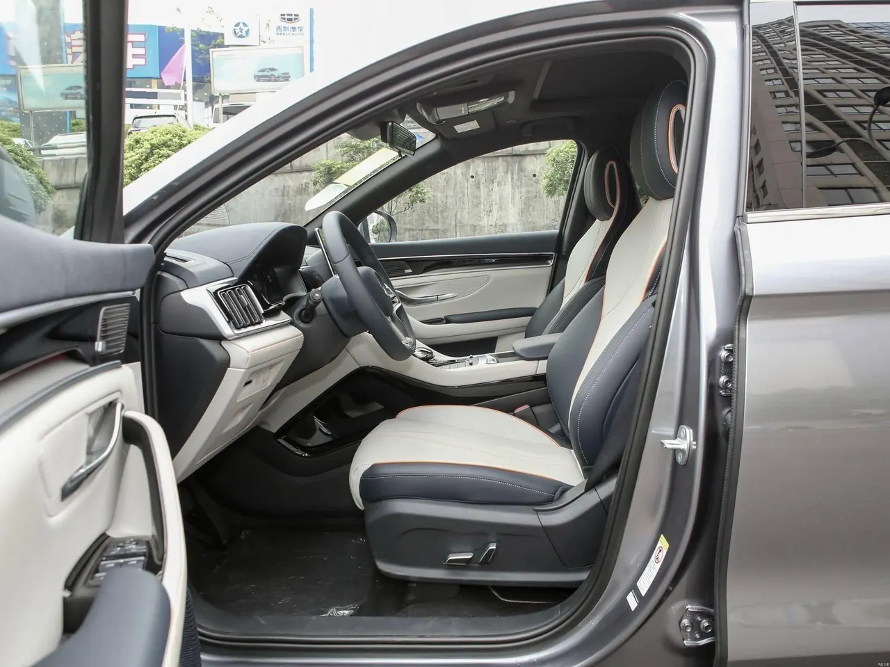 BYD Song PLUS New Energy 2021 Song PLUS DM-i 1.5 Stepless 51KM Honorable Automatic Gear 5