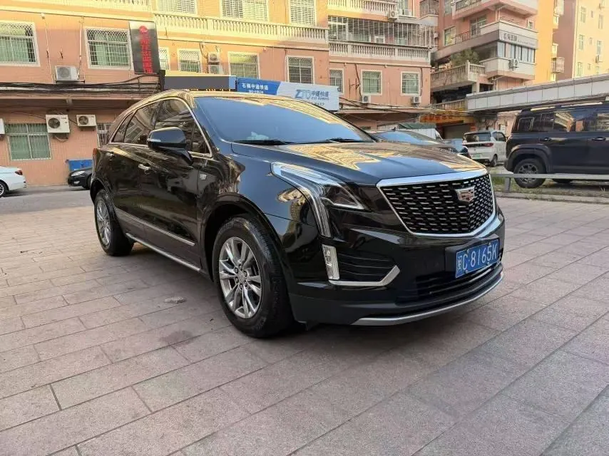 Cadillac 2021 XT5 2.0T 28T Luxury Automatic Gear 3