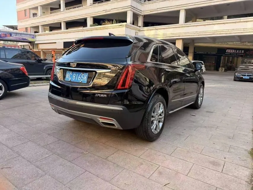 Cadillac 2021 XT5 2.0T 28T Luxury Automatic Gear 4