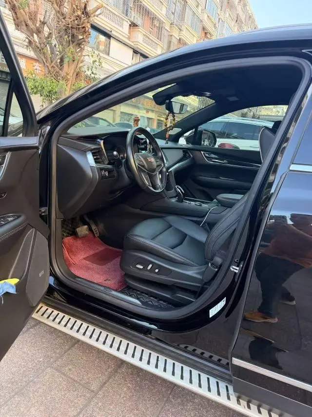 Cadillac 2021 XT5 2.0T 28T Luxury Automatic Gear 8