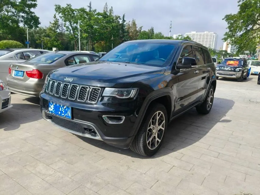 Open image lightbox: Jeep Grand Cherokee (Imported) 2020 Grand Cherokee 3.0 Elite Navigation Edition Automatic Gear