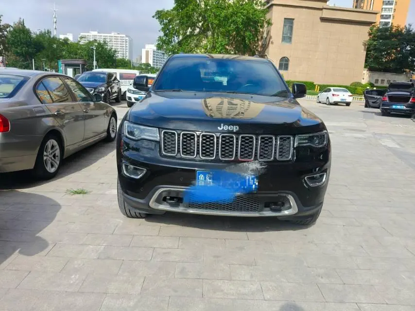 Jeep Grand Cherokee (Imported) 2020 Grand Cherokee 3.0 Elite Navigation Edition Automatic Gear 2
