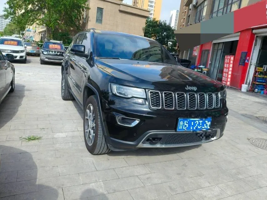 Jeep Grand Cherokee (Imported) 2020 Grand Cherokee 3.0 Elite Navigation Edition Automatic Gear 3