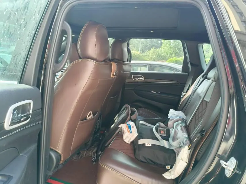Jeep Grand Cherokee (Imported) 2020 Grand Cherokee 3.0 Elite Navigation Edition Automatic Gear 6