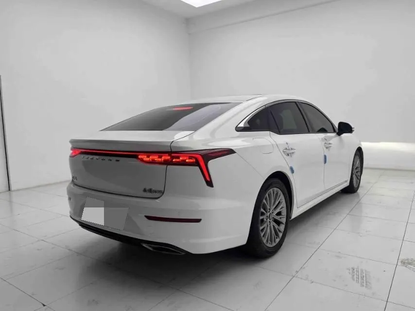 Bestune 2023 B70 1.5T enjoy automatic gear 5