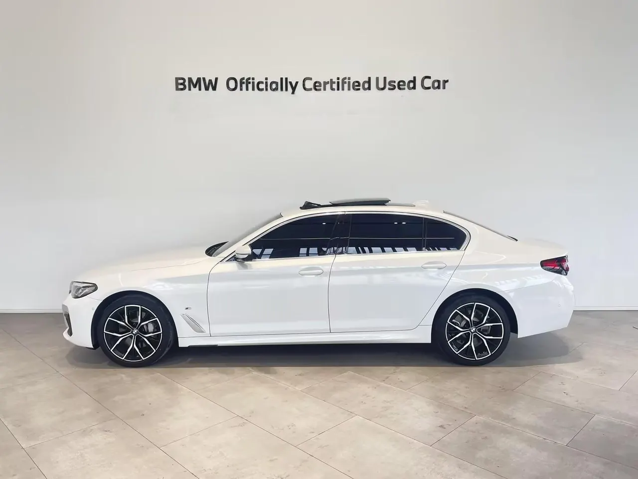 BMW 5 Series 2023 530Li 2.0T Exclusive M Sports Suit Automatic Gear 3