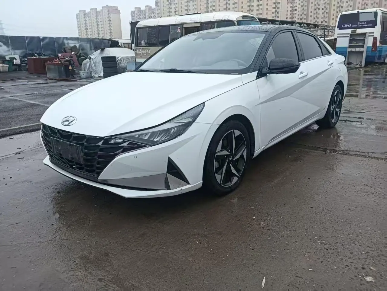 打开图片灯箱:Hyundai 2022 Elantra-Sanxiang 1.5 Stepless 20th Anniversary Automatic Gear