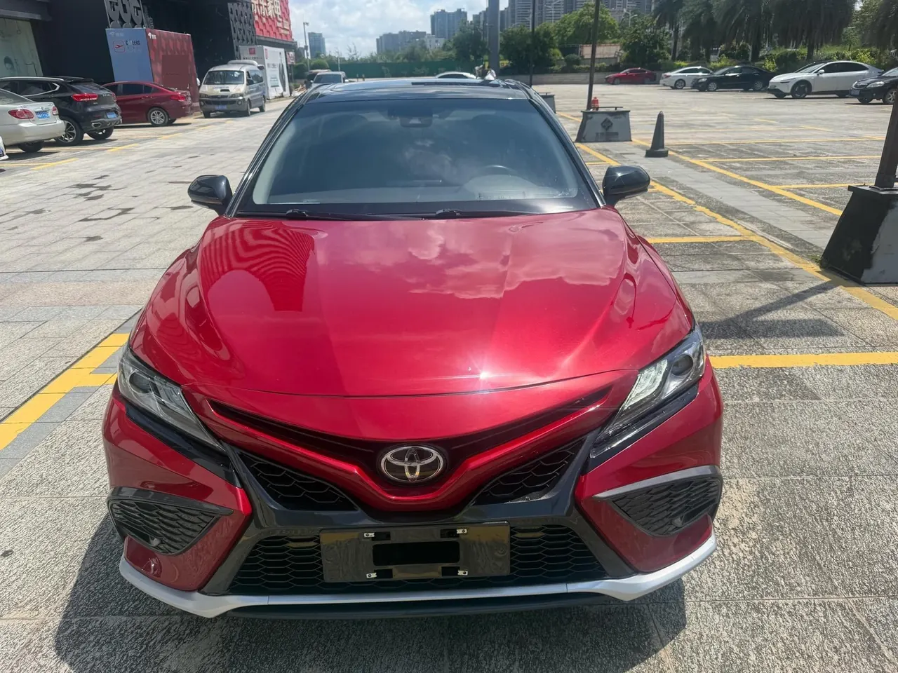 Toyota 2021 Camry 2.0S Stepless Front Edition Automatic Gear 2