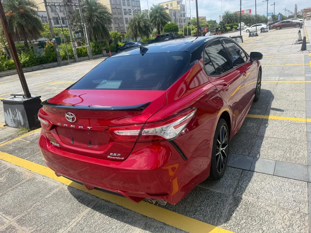 Toyota 2021 Camry 2.0S Stepless Front Edition Automatic Gear 4