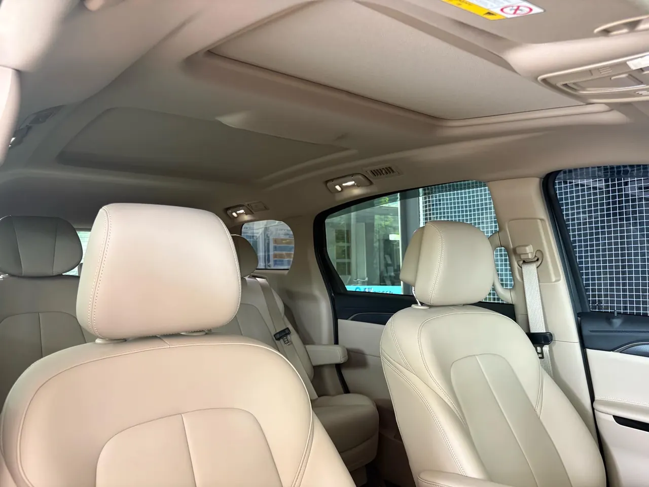 Buick 2025 GL8 Land Business Class 2.0T First Edition Automatic Gear 14