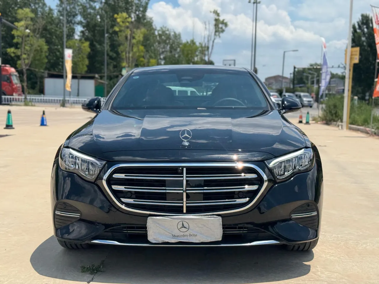 Mercedes Benz E Class 2026 E 260 L 48V 2.0T Classic Edition (Modified) Automatic Gear 3