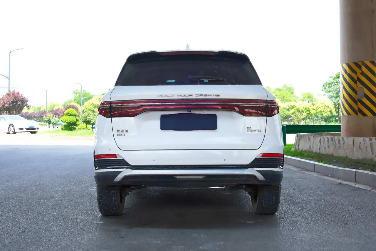BYD Song PLUS New Energy 2021 Song PLUS DM-i 1.5 Stepless 51KM Honorable Automatic Gear 7