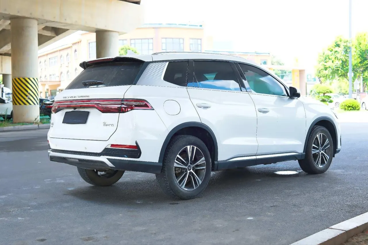 BYD Song PLUS New Energy 2021 Song PLUS DM-i 1.5 Stepless 51KM Honorable Automatic Gear 8