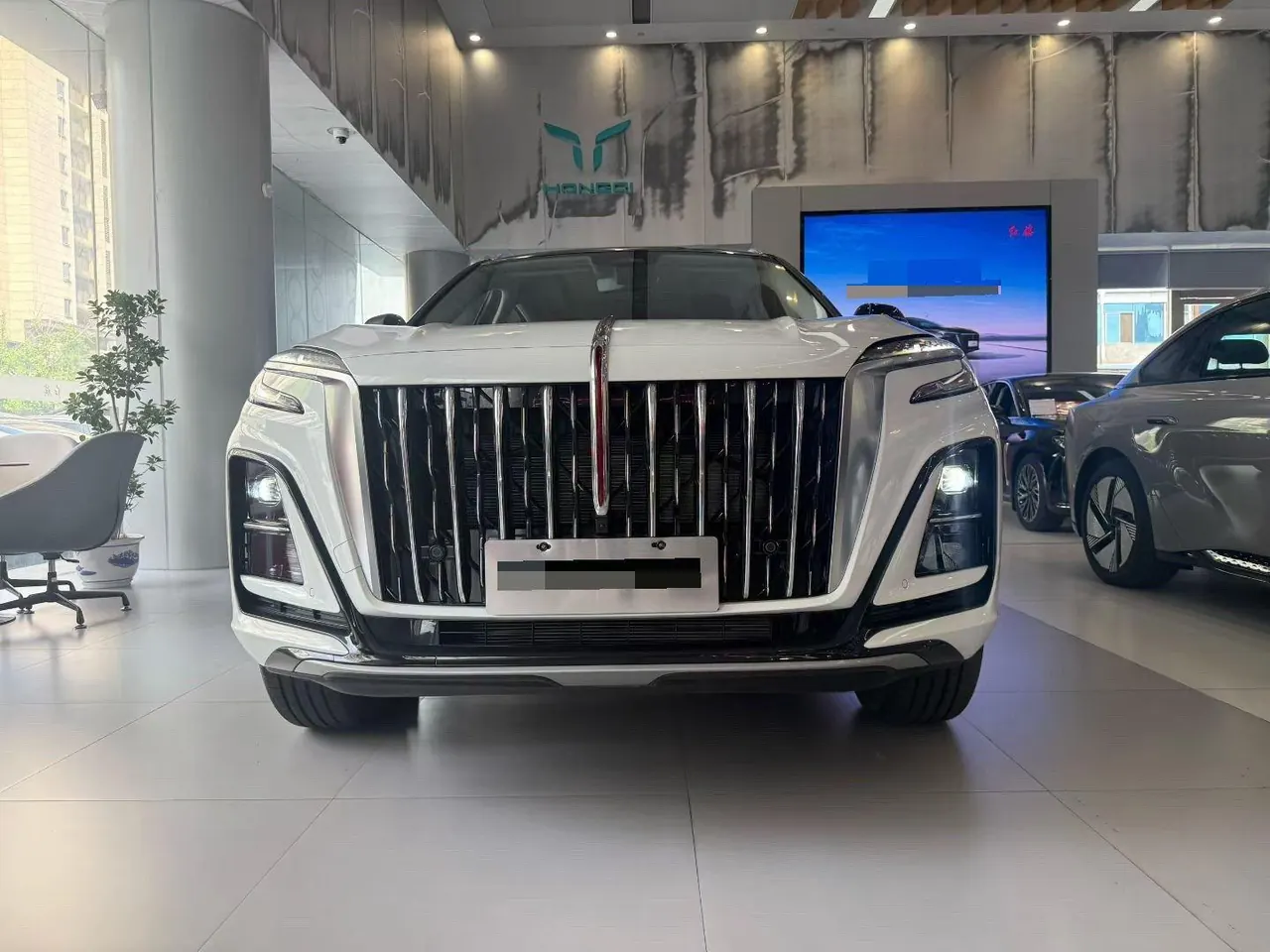 HongQi 2025 HS3 PHEV 1.5T 125km strength PLUS 2 million commemorative automatic gear 2