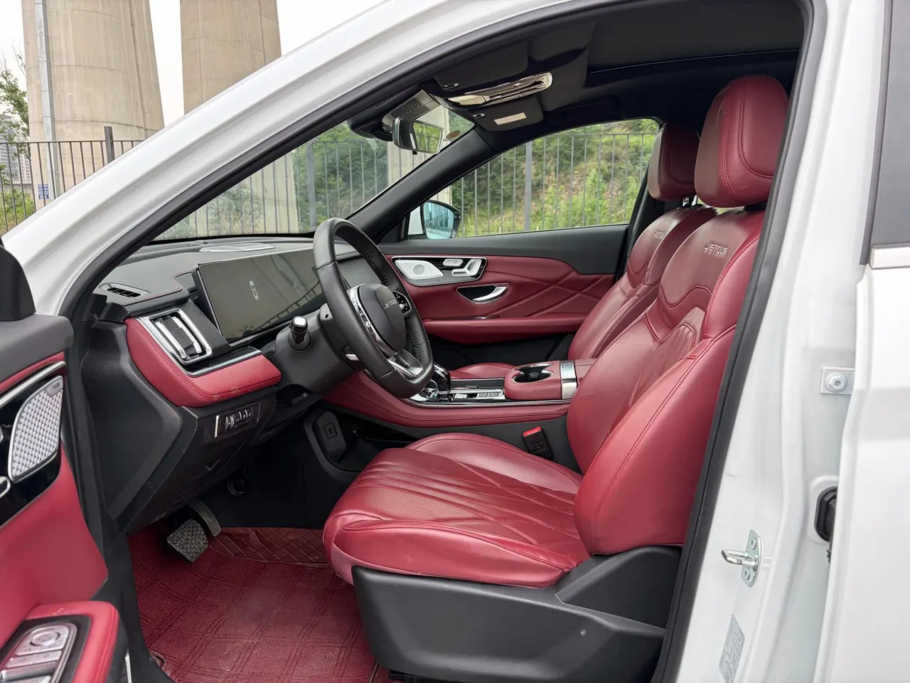 Jetour 2025 X70 PLUS 1.5T Ultimate 7-seat Automatic Gear 6