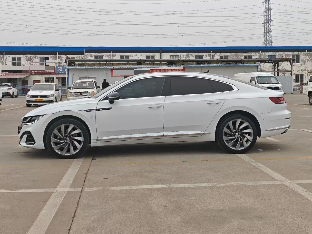 Volkswagen 2021 CC 2.0TSI 380TSI eye-catching automatic gear 2