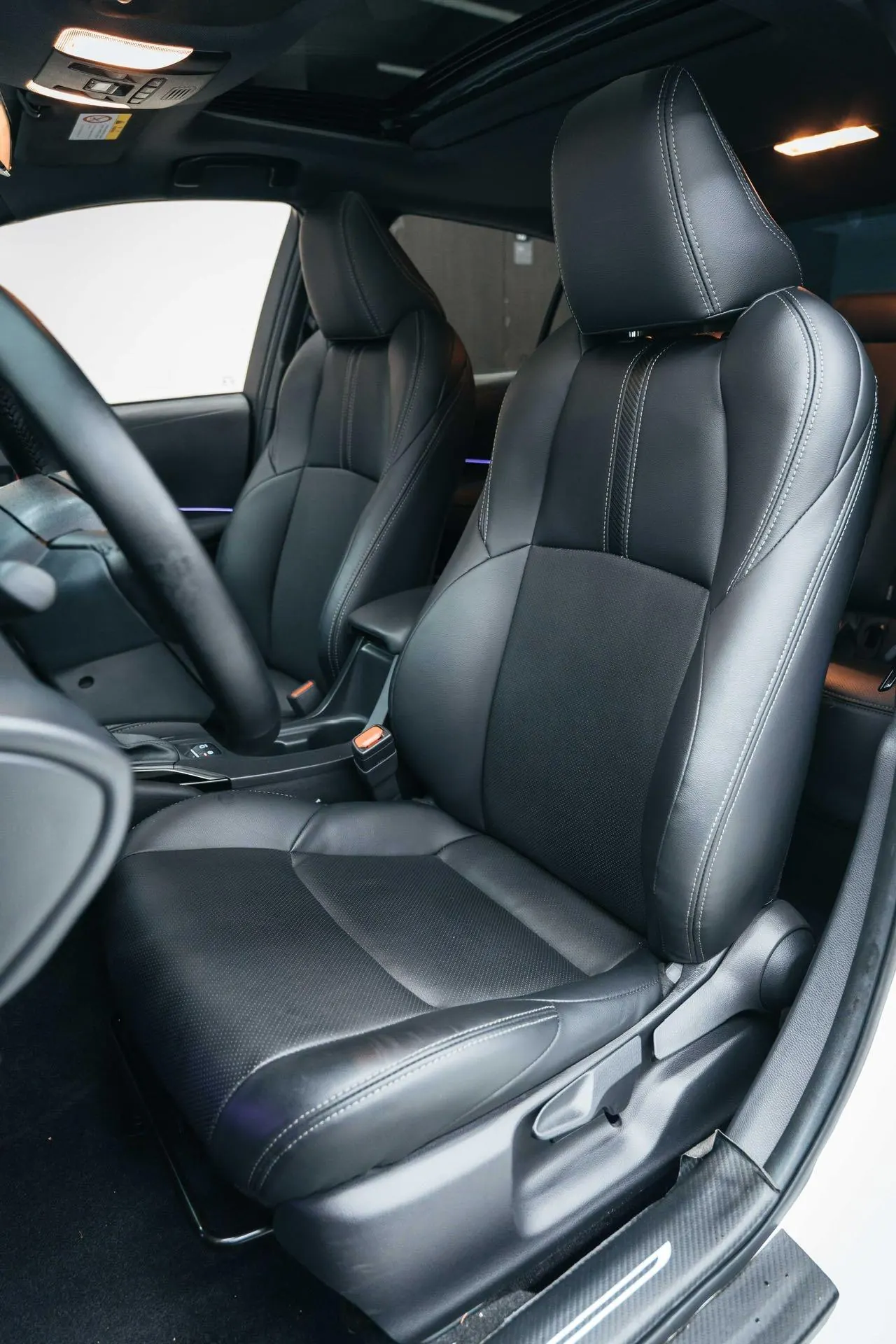 Toyota 2023 Lei Ling 1.2T Stepless 185T Deluxe Automatic Gear 21