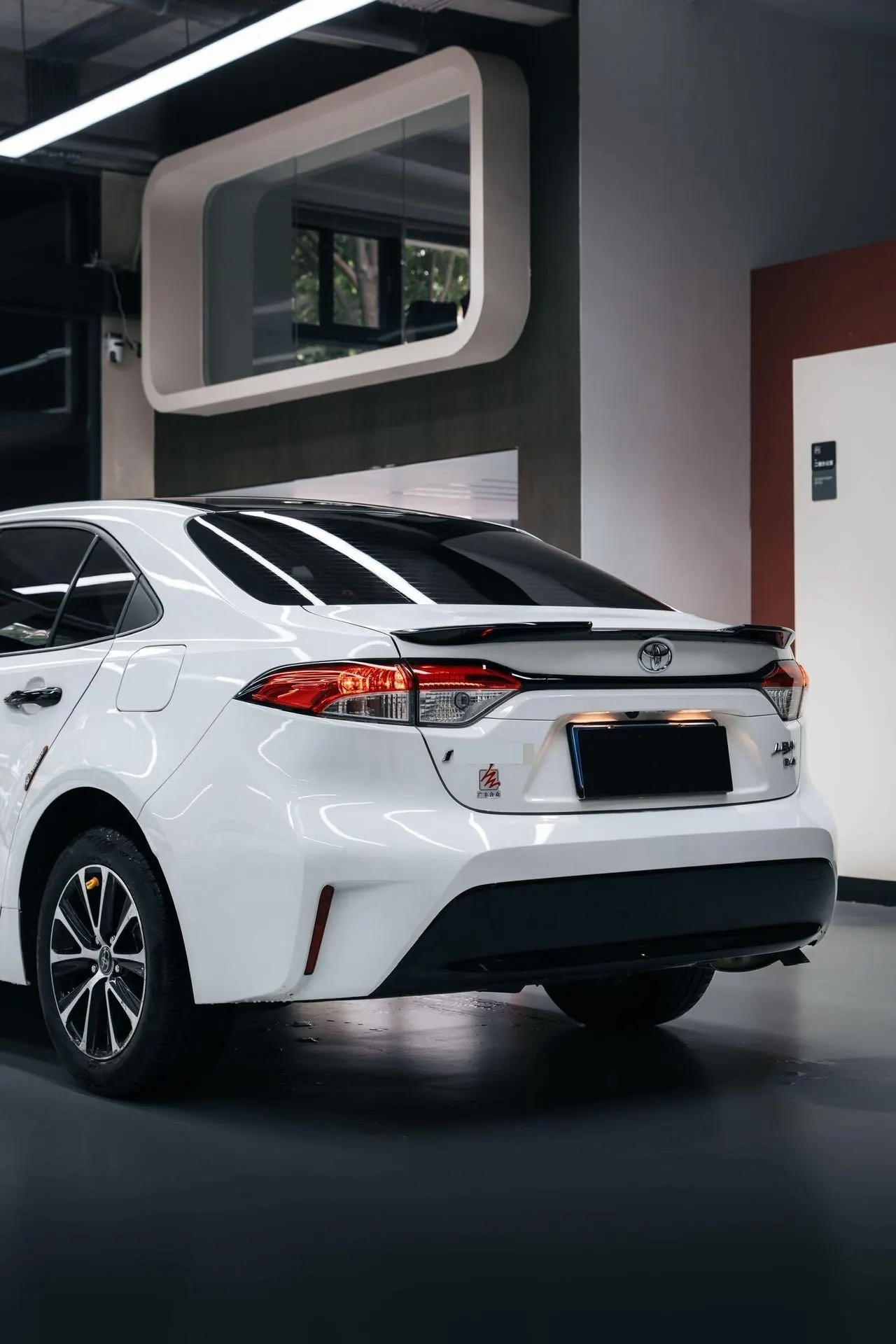 Toyota 2023 Lei Ling 1.2T Stepless 185T Deluxe Automatic Gear 8