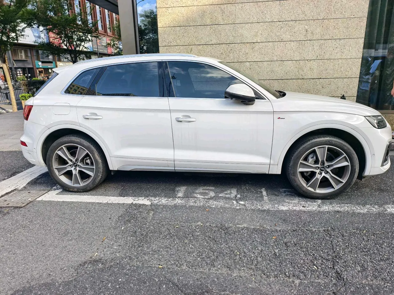 Audi 2021 Q5L 2.0TFSI 45TFSI luxury dynamic automatic transmission 3