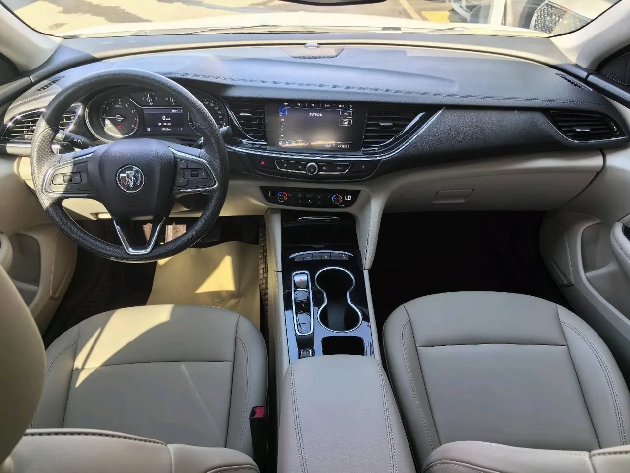 Buick 2020 Regal 1.5T 552T Elite Automatic Gear 5