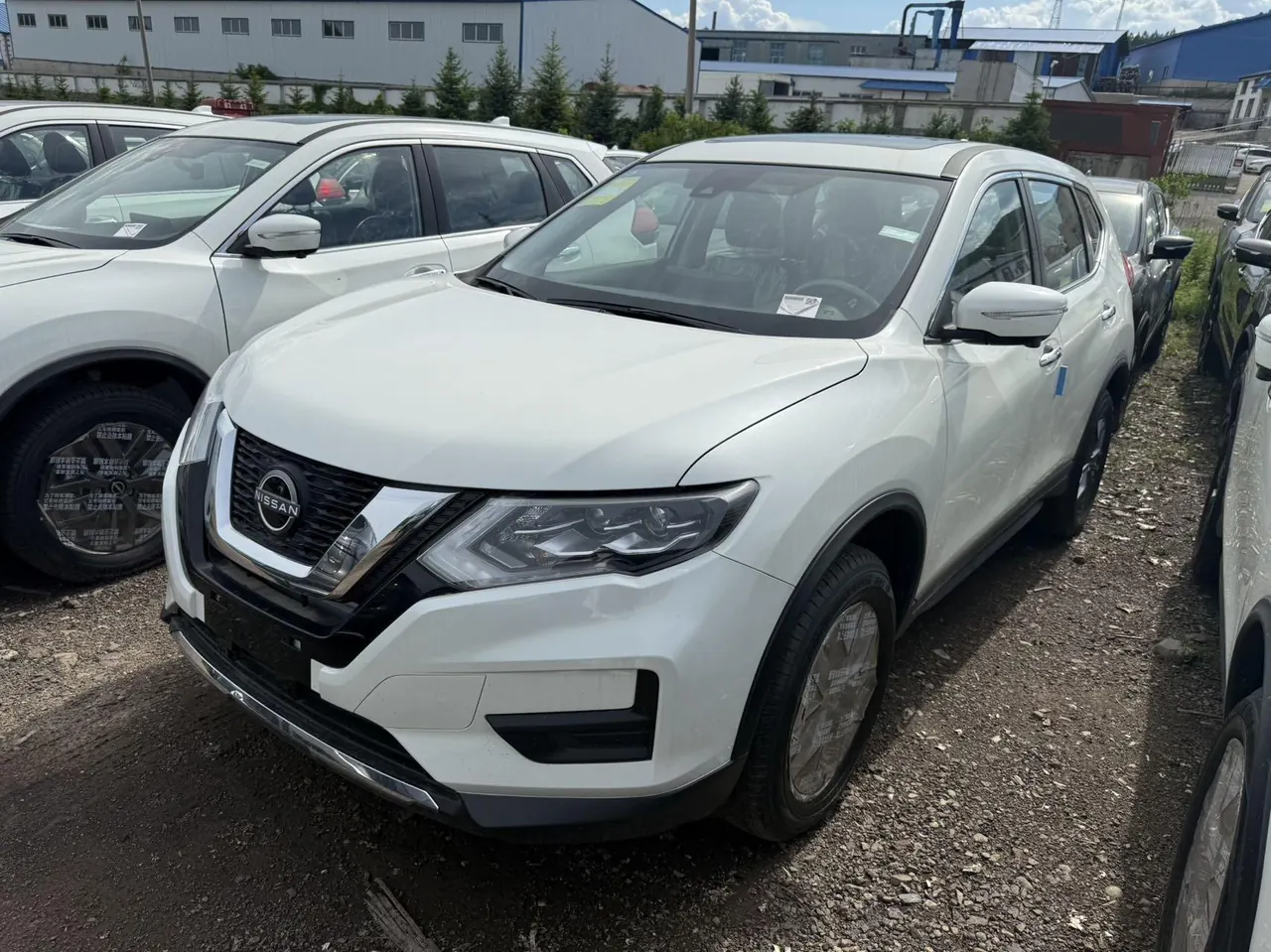 Nissan 2025 Qijun Honor 2.0 Stepless Two-Drive Leading Edition Automatic Transmission - View 1