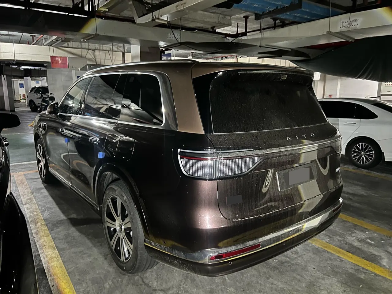 AITO 2026 AITO M9 extended range Max version 6 automatic gear 3