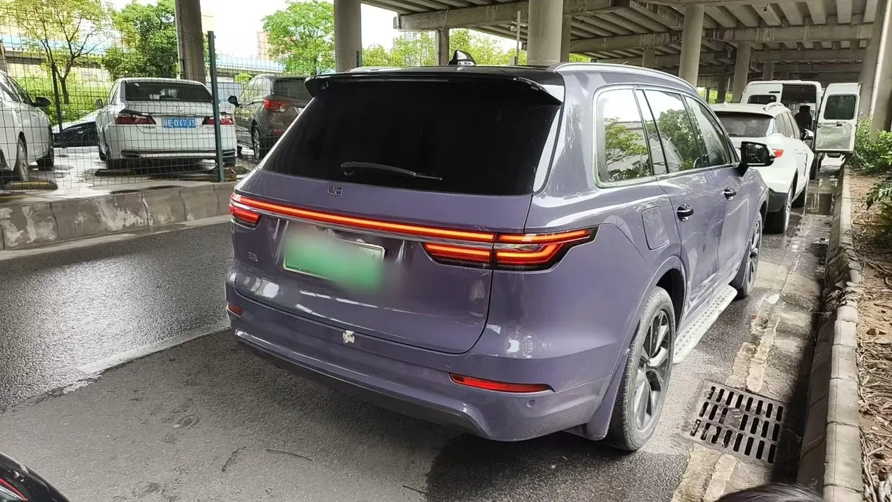Li 2020 ONE 1.2T extended range 6-seat automatic gear 6